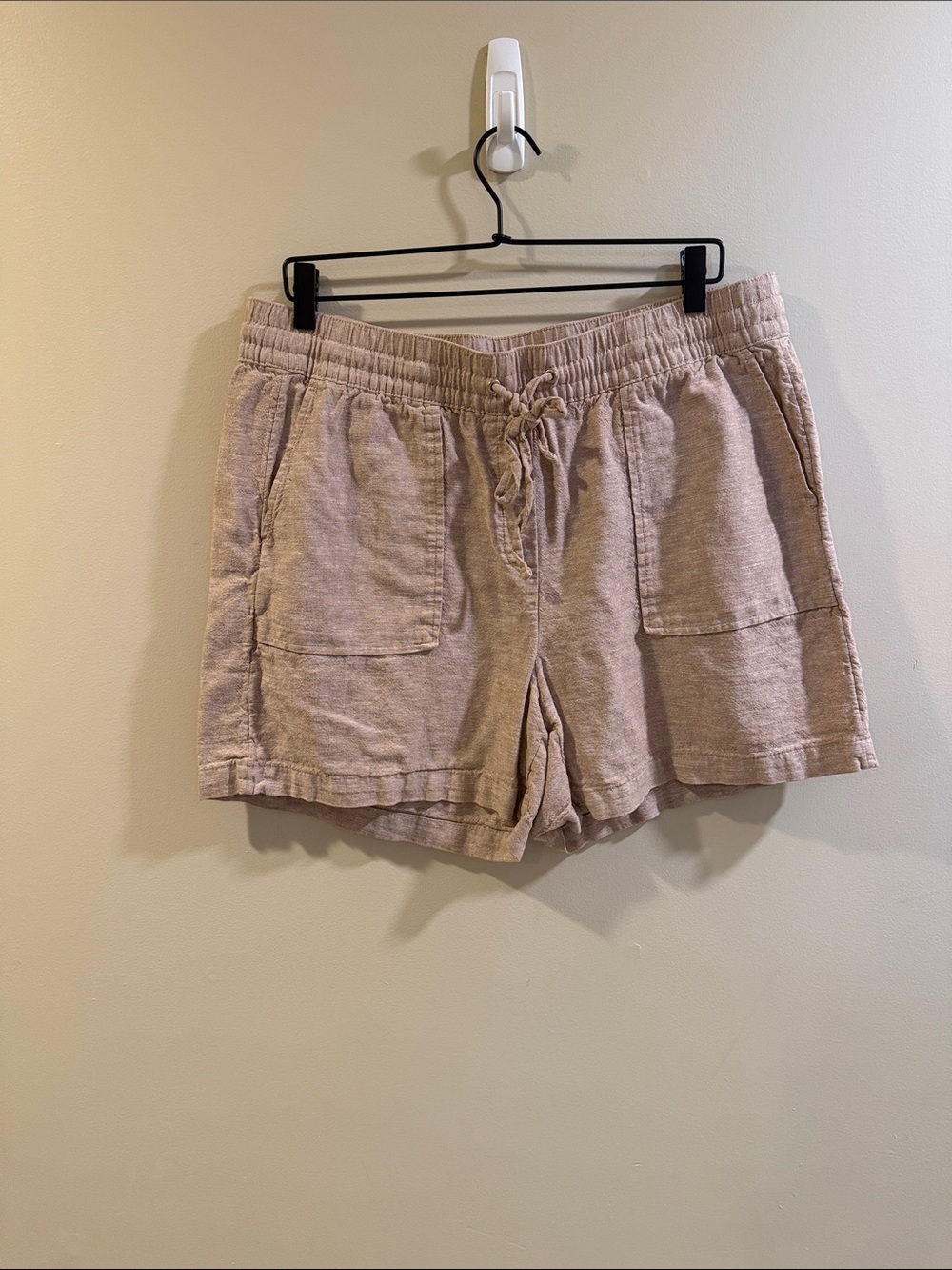 Ann Taylor Linen-Blend Drawstring Shorts in Light Pink